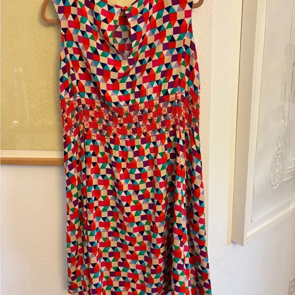 Kate Spade,Blaire Tile Print, 💯%Silk, Size 4